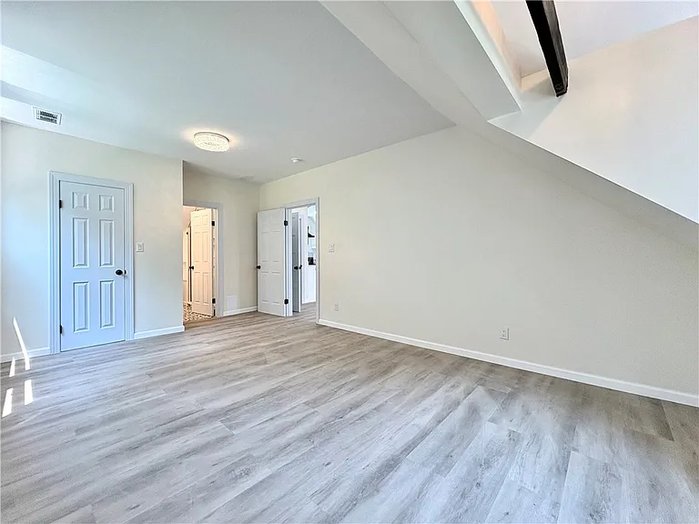 245 Frederick Ave #243 — Photo 11