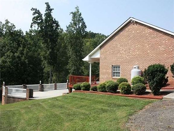2nd image of 249 Kelly Leigh Dr