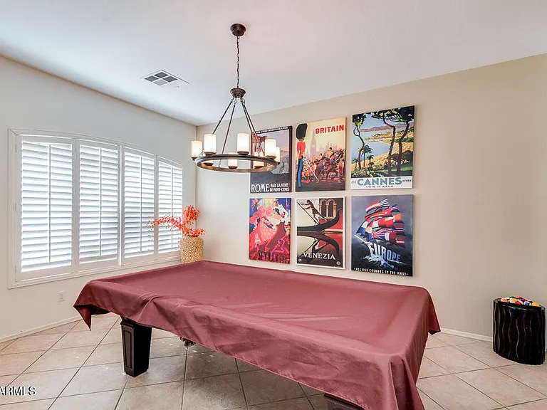 2037 W Periwinkle Way — Photo 3