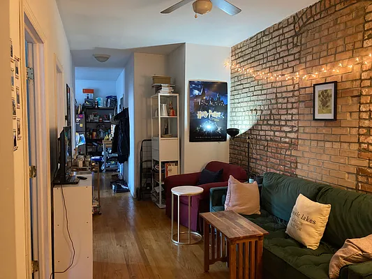 Rented by MySpaceNYC | media 18