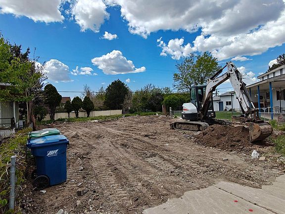 2nd image of 3733 S Kingsland Way