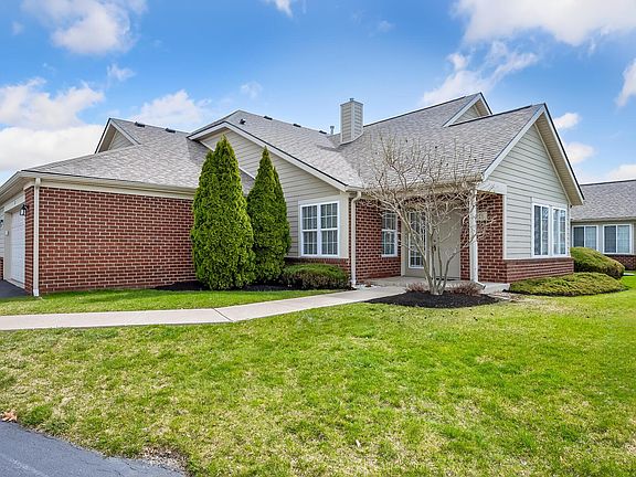 2nd image of 21 Greenhedge Cir