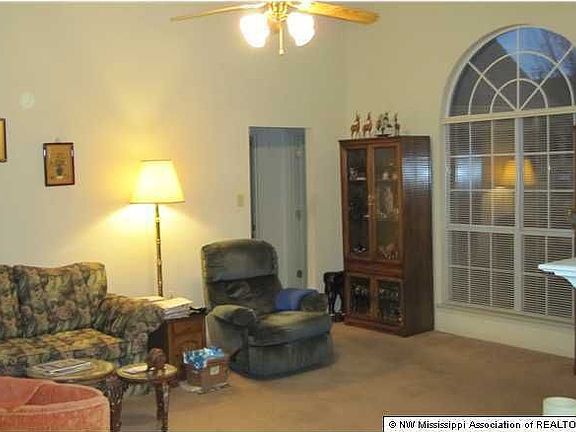 12749 Fox Run Drive, Olive Branch, MS 38654