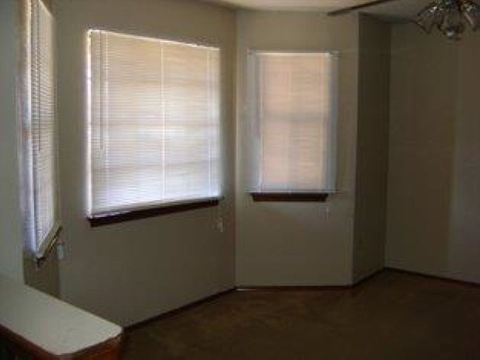 2nd image of 4708 SE 47th St