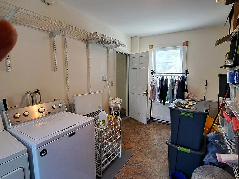 16 E Elm St #1 — Photo 28