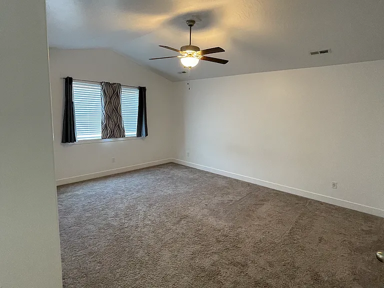 4772 E Silver Ridge Rd — Photo 23