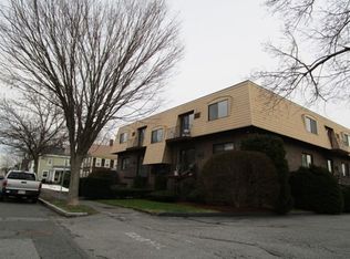 26 Chestnut St APT 8, Wakefield, MA 01880