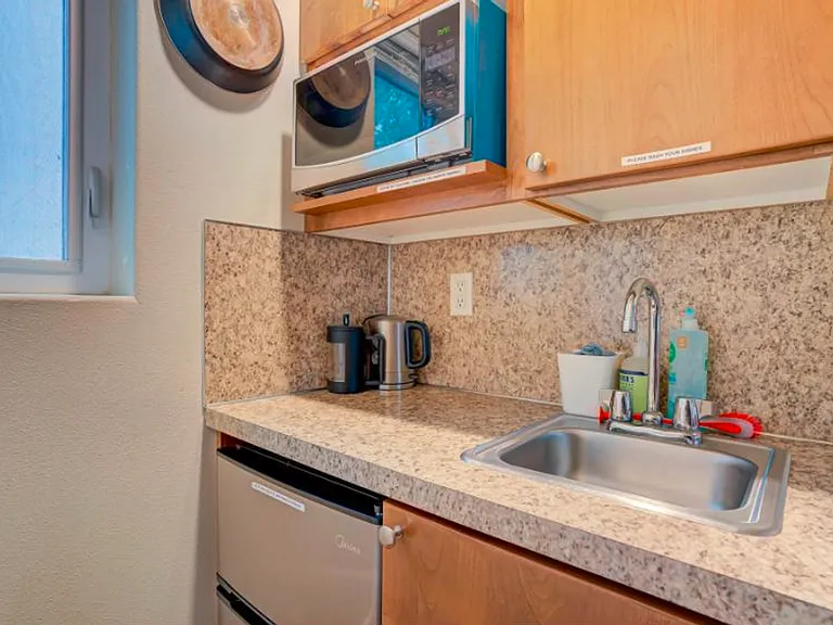 Soleil Apartments — Photo 51