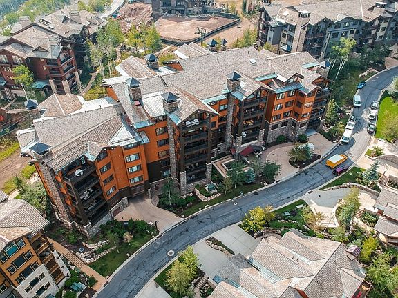 5th image of 8894 Empire Club Dr #606
