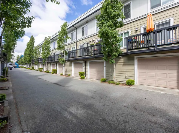 15833 26th Ave #83, Surrey, BC V3Z 2X5