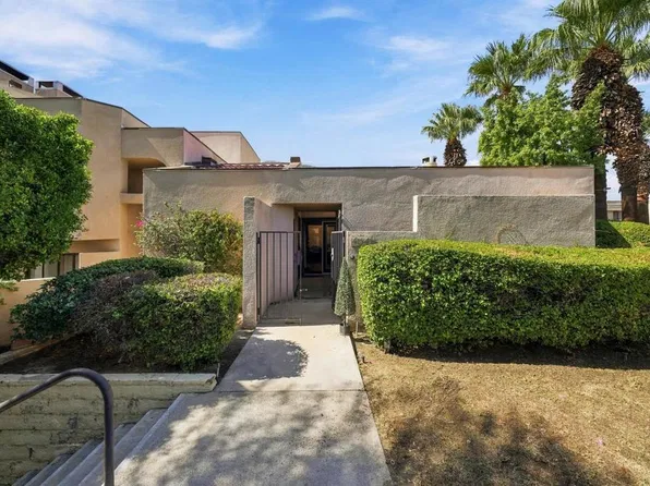 464 Village Sq E, Palm Springs, CA 92262