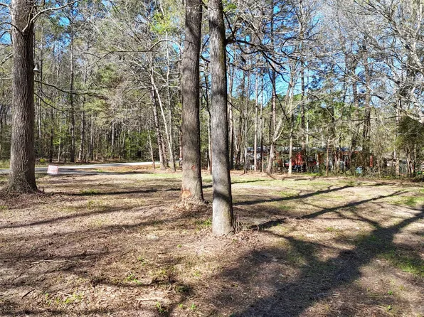 54 Ranch Acres Dr, Huntsville, TX 77340