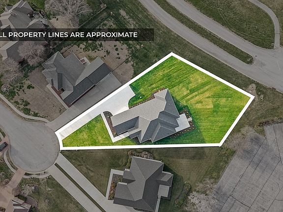 3rd image of 125 Pemberton Pl