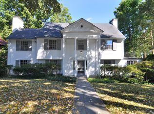 24 Beechmont Ave, Yonkers, NY 10708