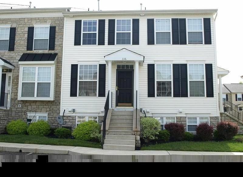 1st image of 8283 Catalpa Ridge Dr
