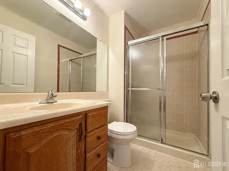 161 Applegate Ln — Photo 6