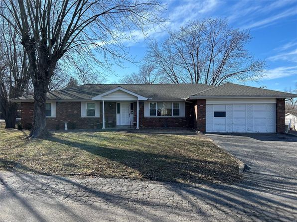 6155 Fern Dr, Imperial, MO 63052