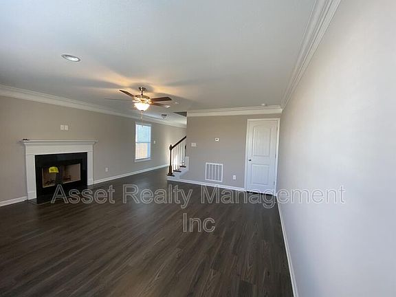 5th image of 7975 Cambridge Reserve Dr