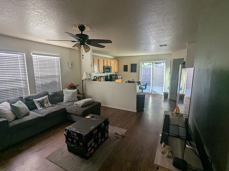 9616 W Weir Hollis Dr — Photo 3