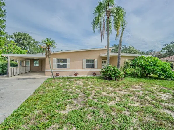 912 Riverside Dr, Tarpon Springs, FL 34689
