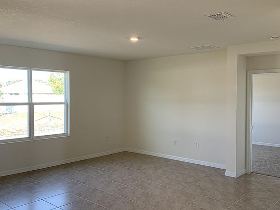 4th image of 2094 Tay Wes Dr