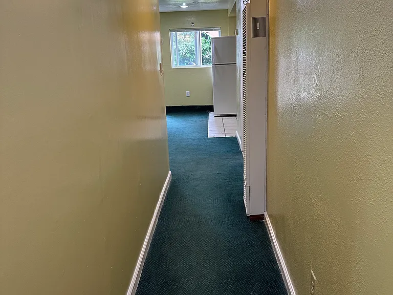 529 Flood Ave — Photo 8
