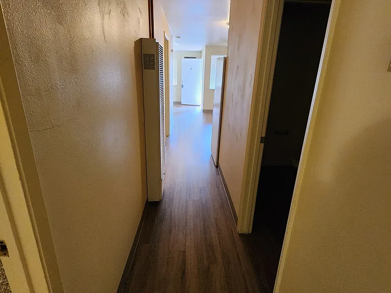 W 22nd St — Photo 10
