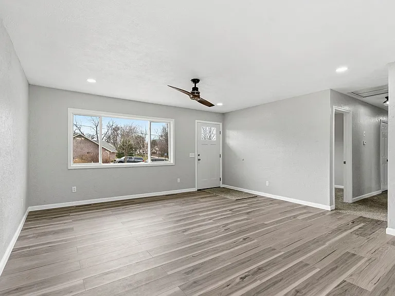304 S Rice St — Photo 6