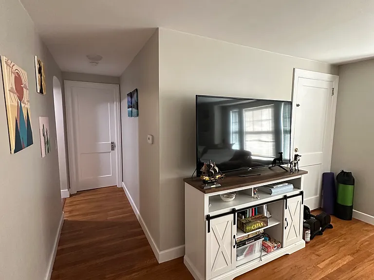 7 East St #1 — Photo 5