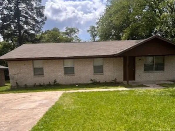 706 Schuller St, Lufkin, TX 75904