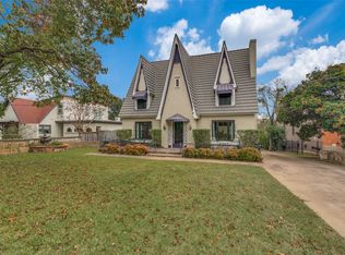 700 N Oak Cliff Blvd, Dallas, TX 75208