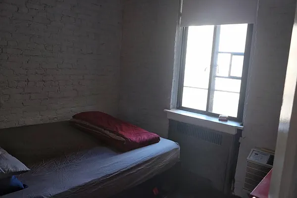 Rented by Bank Neary | media 5