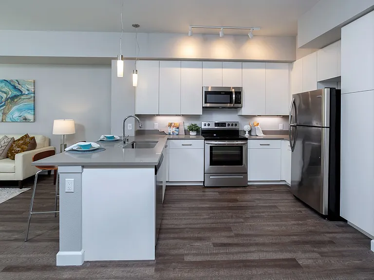 Marina Crossing Apartments — Photo 32