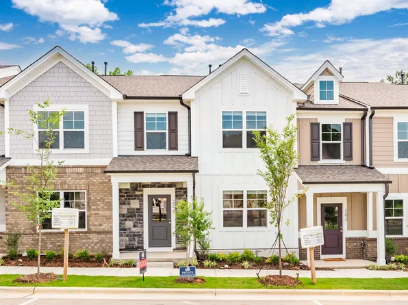 204 Parker Station Ave, Fuquay Varina, NC 27526