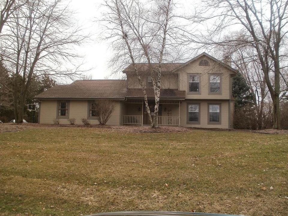 1st image of N52W33541 Cumberland Dr