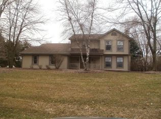 N52W33541 Cumberland Dr, Nashotah, WI 53058