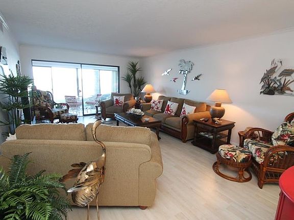 5th image of 868 Bayway Blvd APT 103