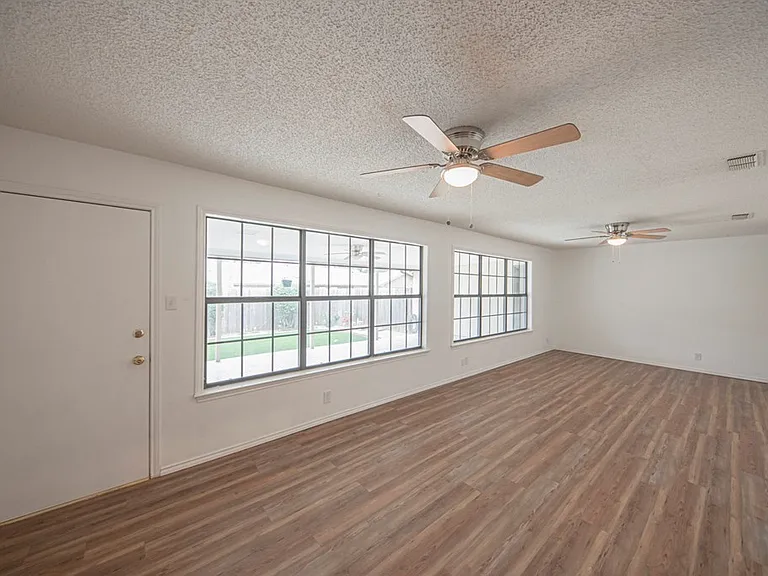 4007 Crestridge Dr — Photo 53