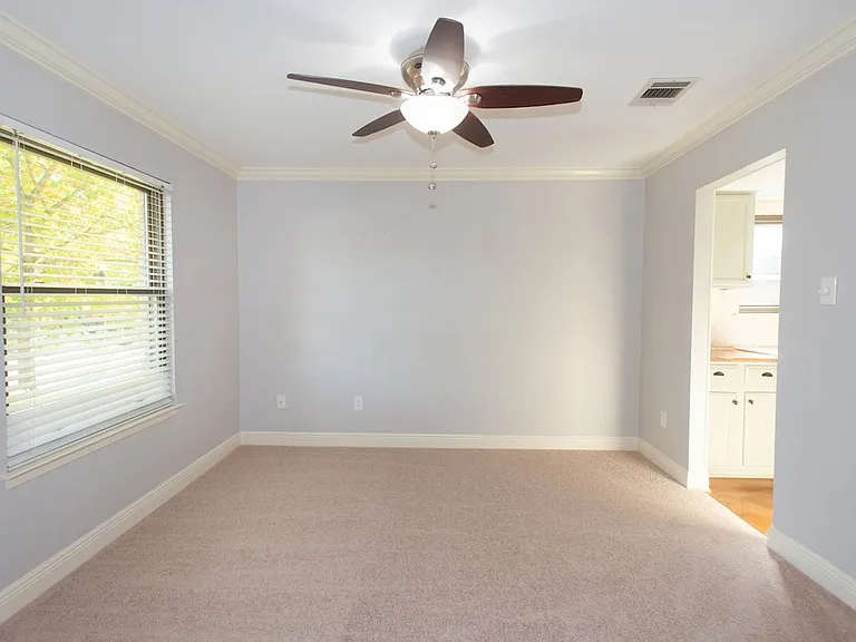 4607 Bridlewood Dr — Photo 13