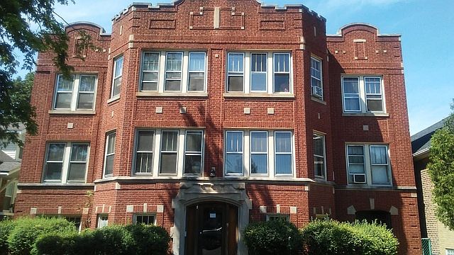 1st image of 3212 W 66th Pl