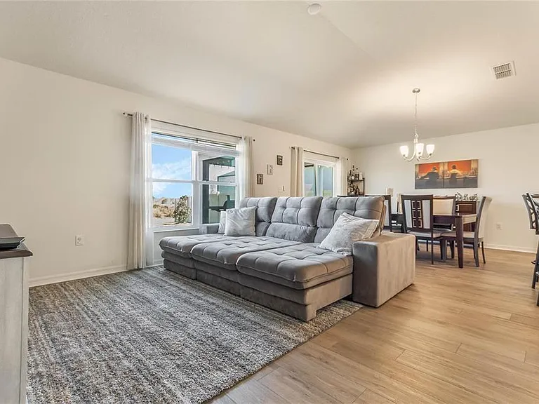 495 Overpool Ave — Photo 15