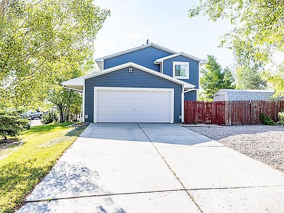 2nd image of 416 Monarch Cir