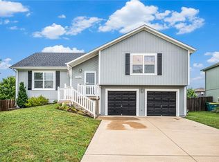 17194 S Baxter St, Gardner, KS 66030