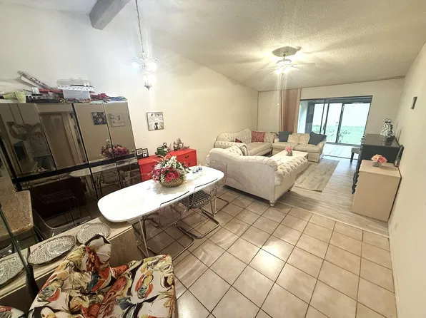 1017 Green Pine Boulevard #H, West Palm Beach, FL 33409