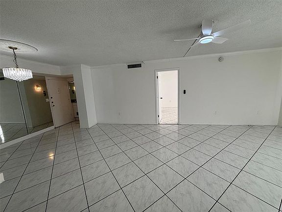 5th image of 1833 S OCEAN Drive #808