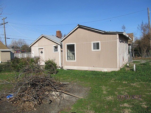 2nd image of 1168 Lost Ave