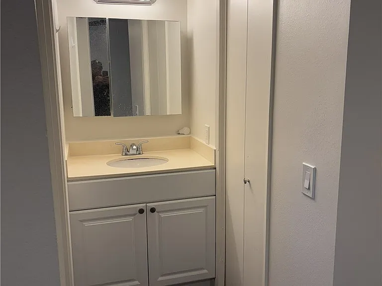7120 Carlson Cir #284 — Photo 6