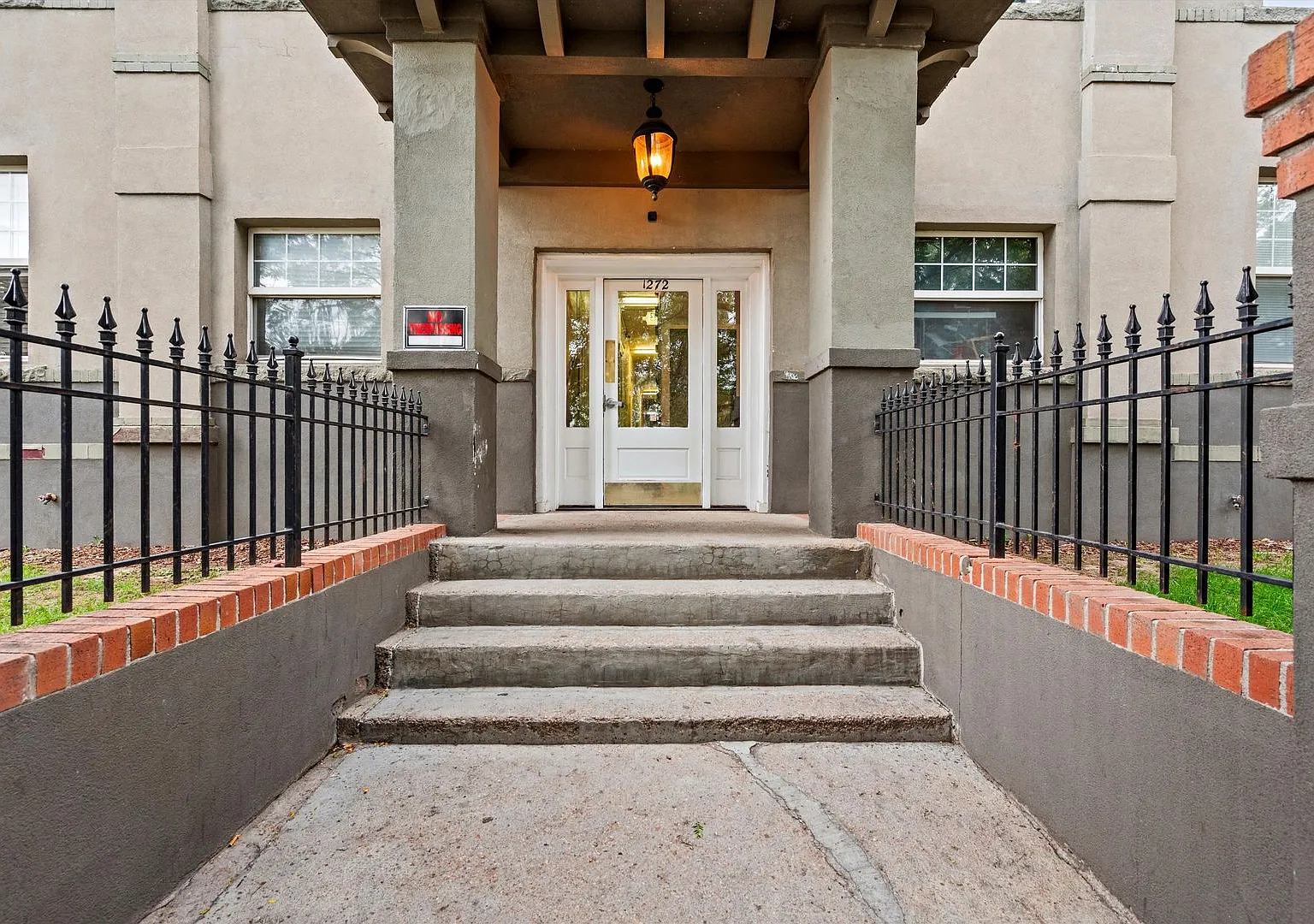 Penn Mor Apartments — Photo 2