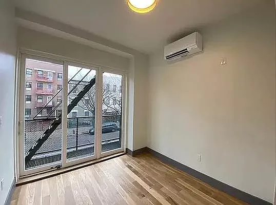 Rented by Rentopia | media 25