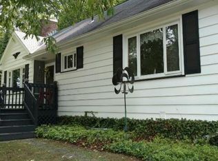 831 Wayne Ave, Ellwood City, PA 16117